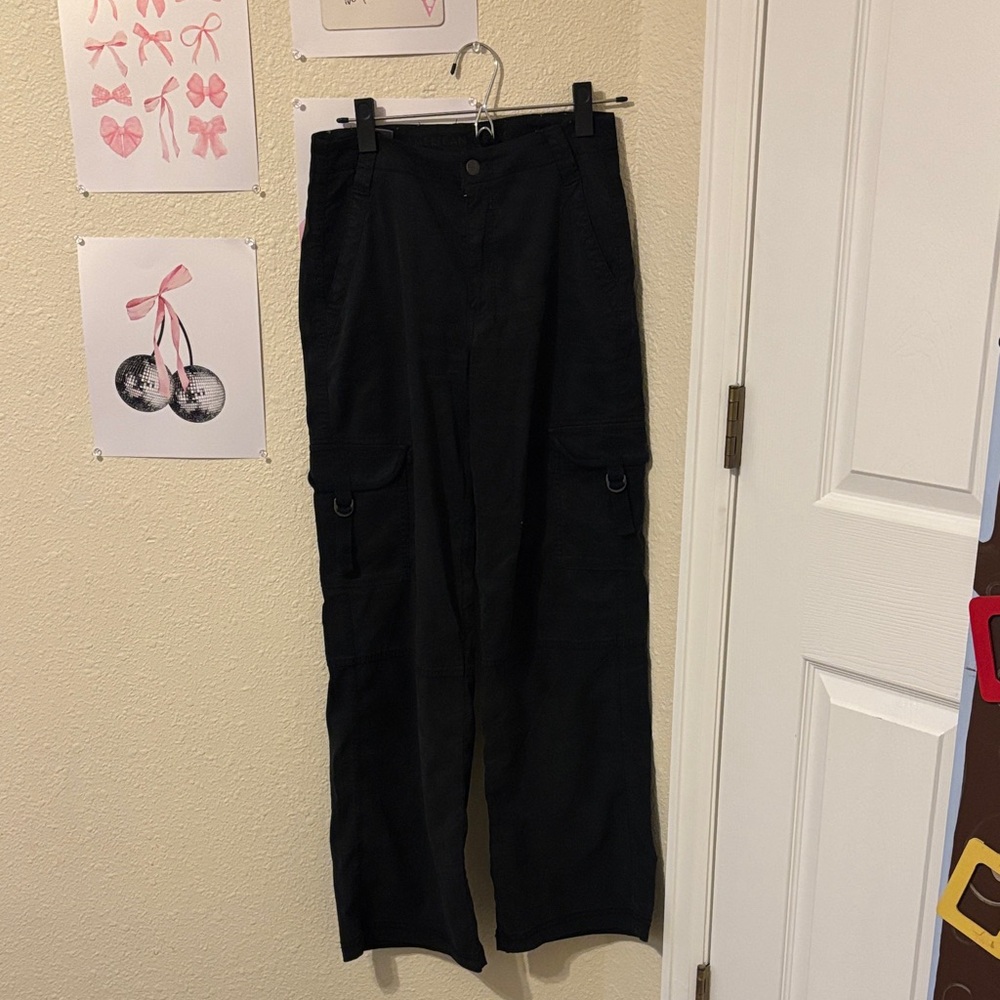 Women’s Black Cargo Pants